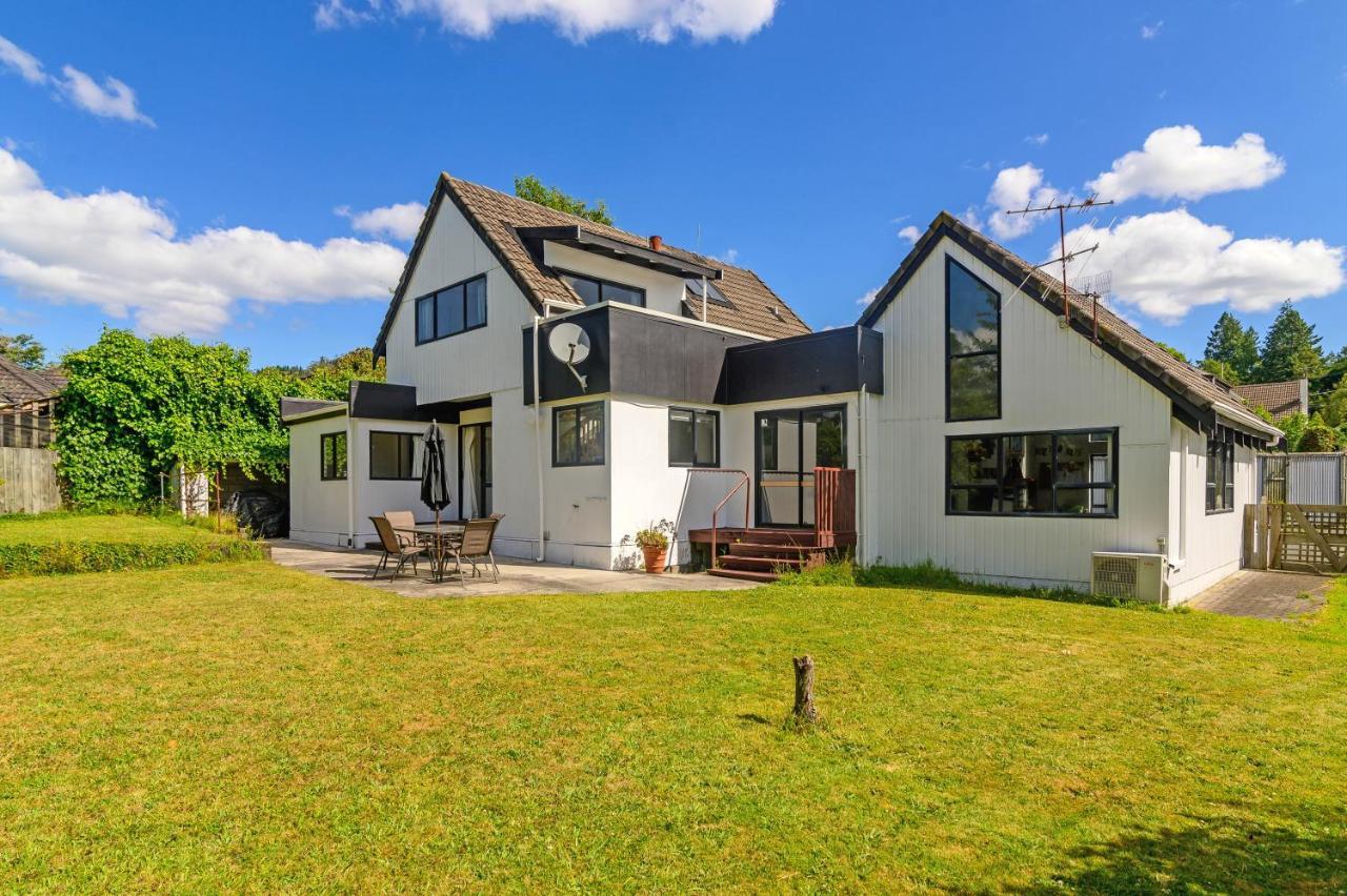 Rotorua Redwood Retreat 빌라 외부 사진